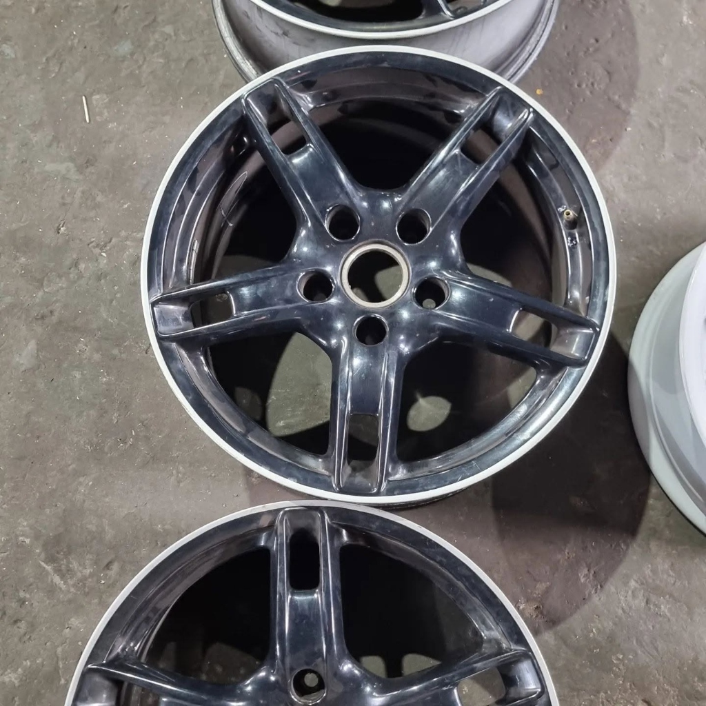 Precision CNC diamond cut alloy wheel