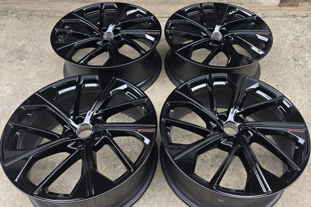 Piano gloss black full 4-wheel set restoration